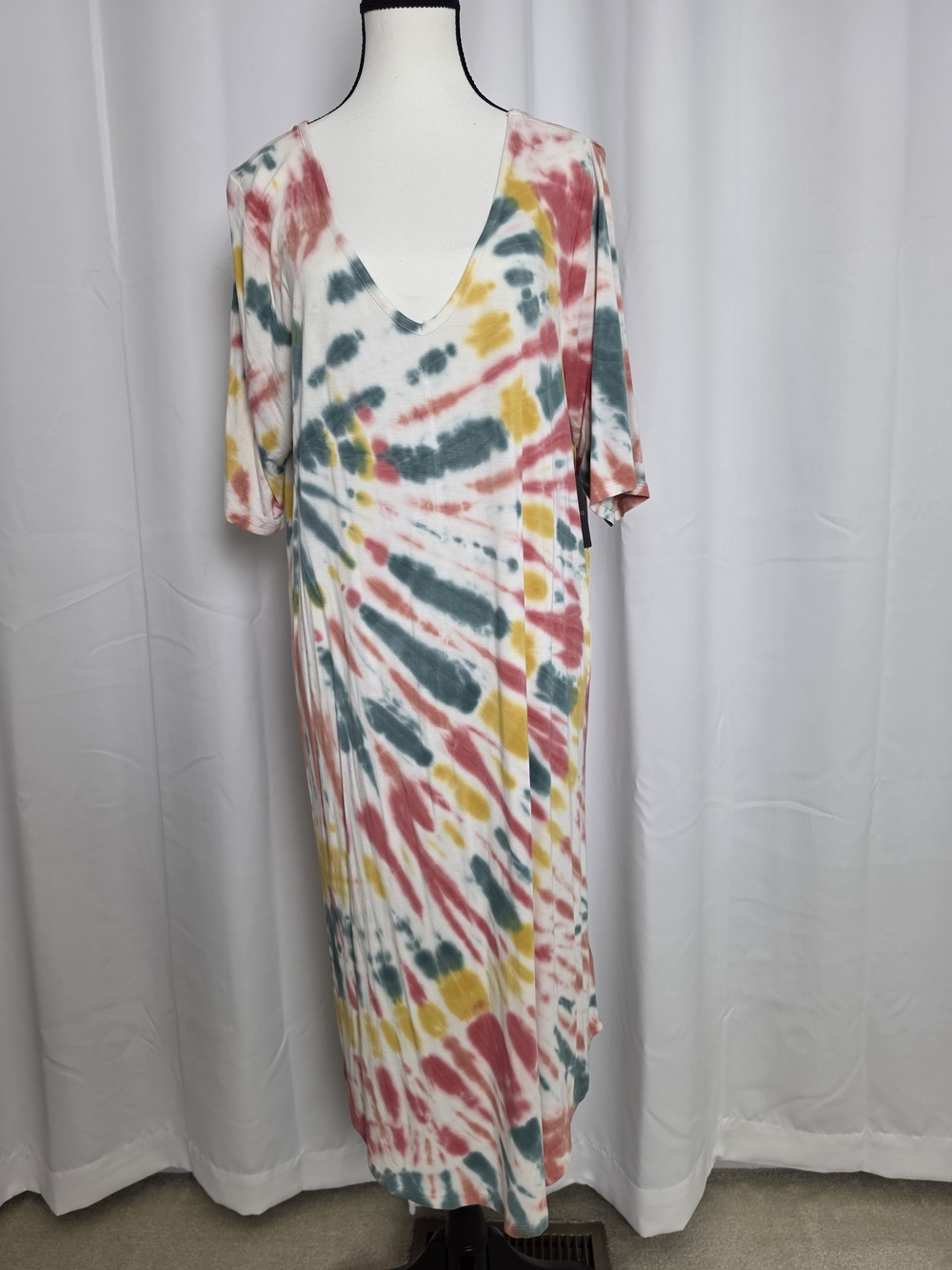 torrid Multi-Color Tie-Dye V-Neck Maxi Dress